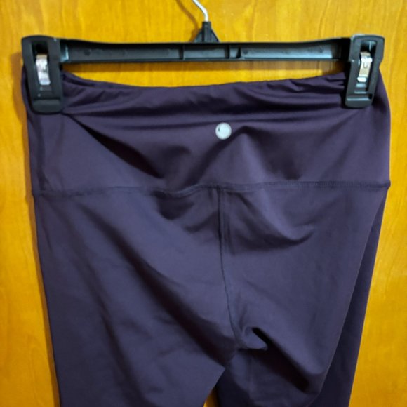 Yogalicious Leggings Deep Purple‎ Size Small - Picture 7 of 9